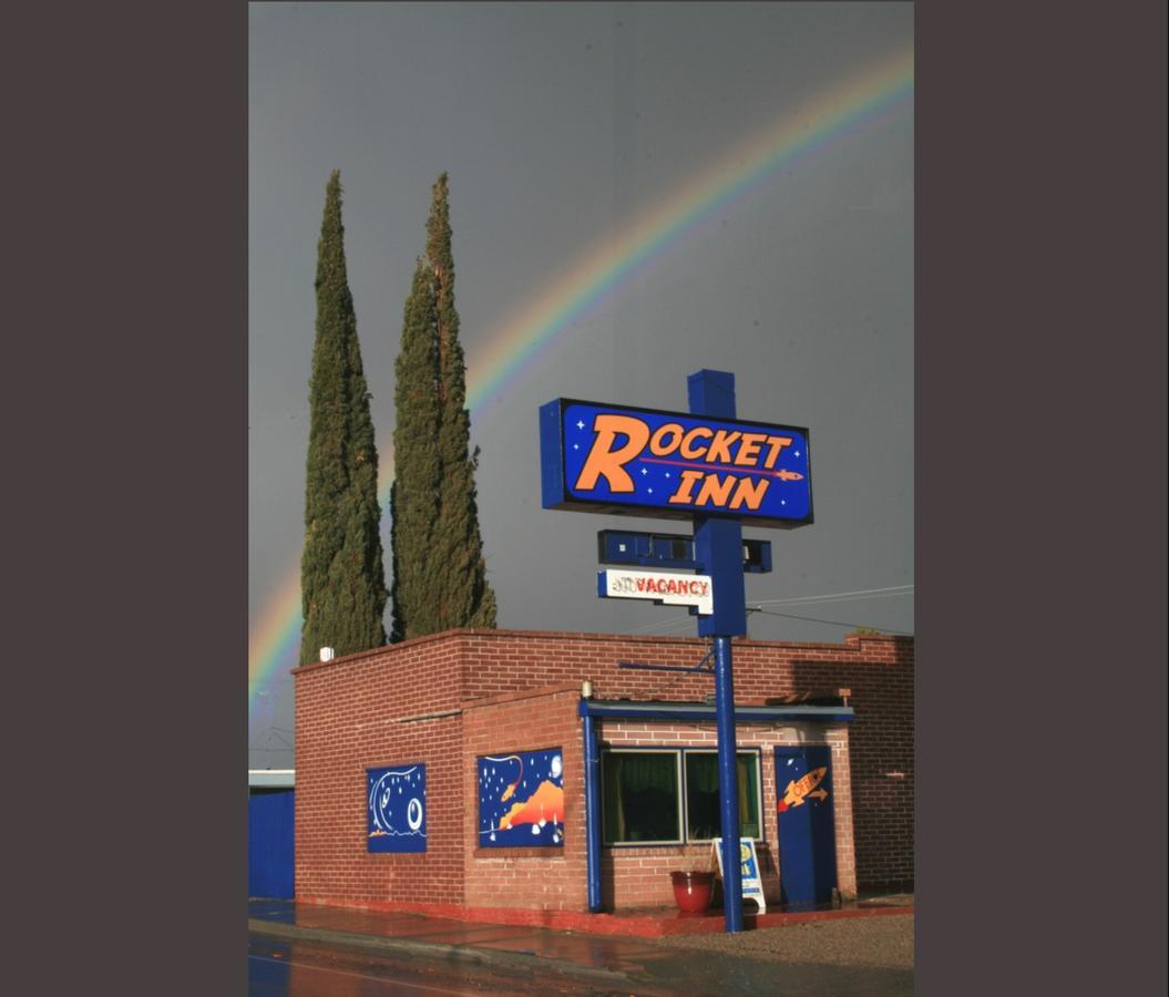 Rocket Inn Трут-ор-Консекуэнсес Экстерьер фото